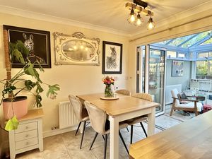 Dining Area - click for photo gallery